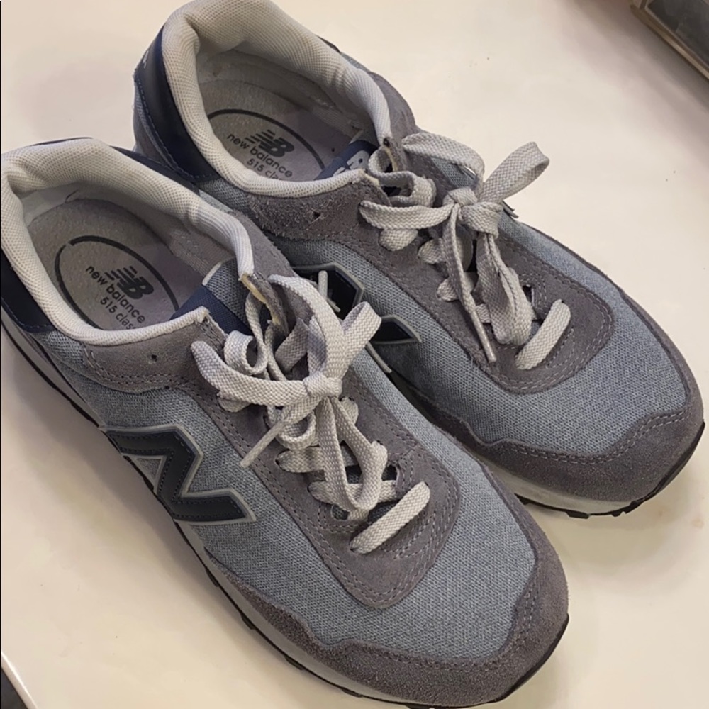New Balance Tennis Shoes